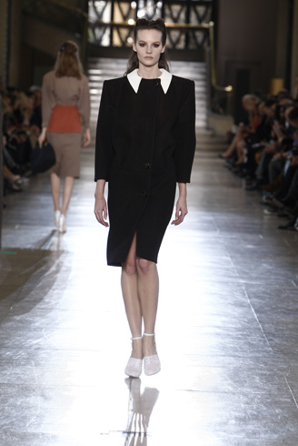 Miu Miu 2011{ď͹AϵŮb