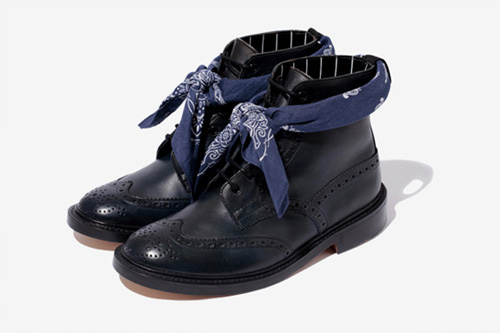 雕花新作 swagger x Tricker’s聯(lián)名皮靴