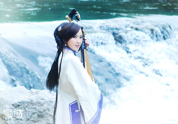 優(yōu)雅姿態(tài):氣球丸子