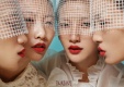 LҕX콵 with four girls