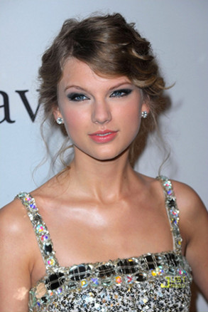 ĿбҕӋ Taylor Swiftyp