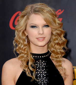 ĿбҕӋ Taylor Swiftyp
