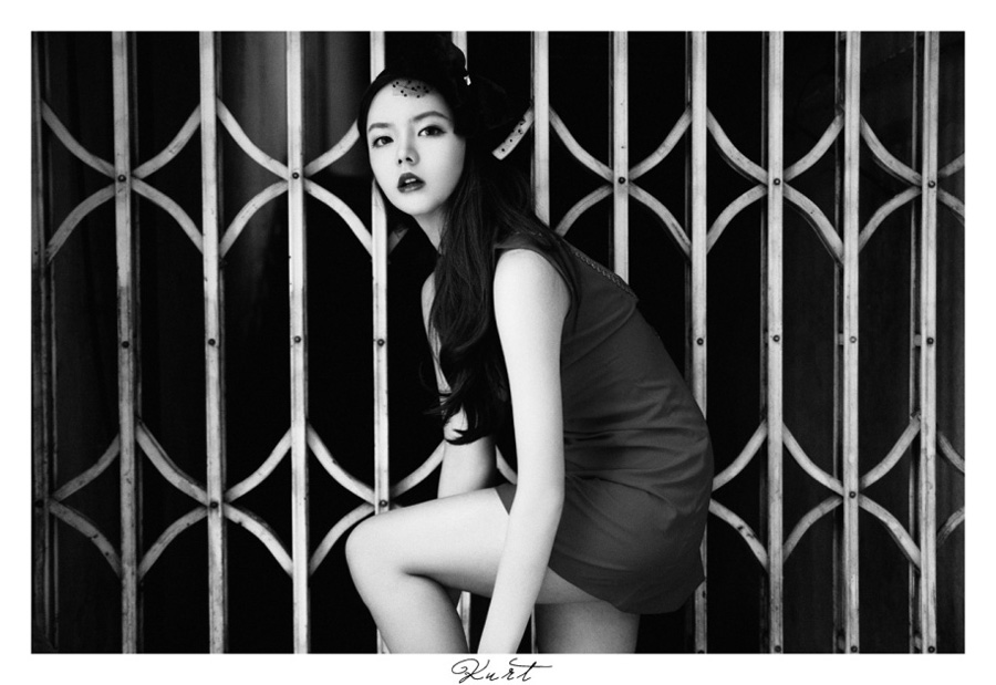  Mysterious female red t¼t