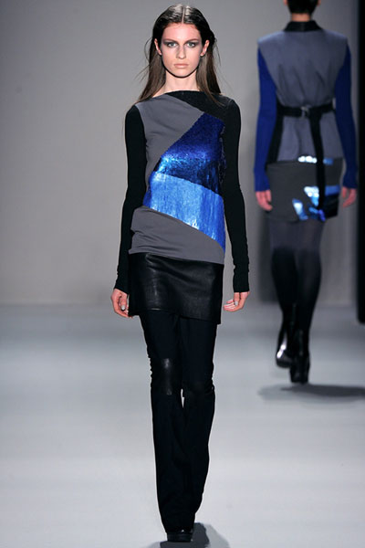 Nicole Miller 2011ﶬɫ{