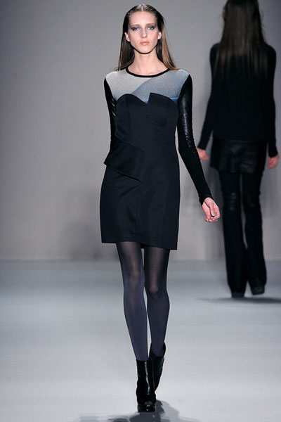 Nicole Miller 2011ﶬɫ{