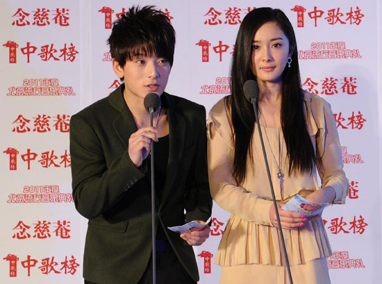 2011Y糬ŮR