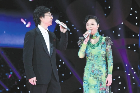 “新人”蔡明憑《因為愛情》一曲成名