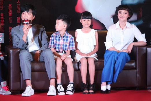 《筆仙》首映 梅婷首演恐怖片稱不想當“鬼后”