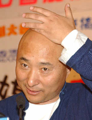 陳佩斯有望登央視蛇年春晚 與趙本山爭小品王
