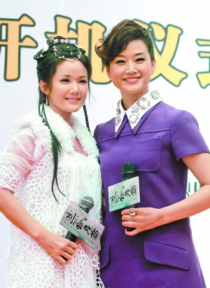 宋祖英力挺妹妹新戲 與其同臺(tái)為避搶風(fēng)頭火速下場(chǎng)