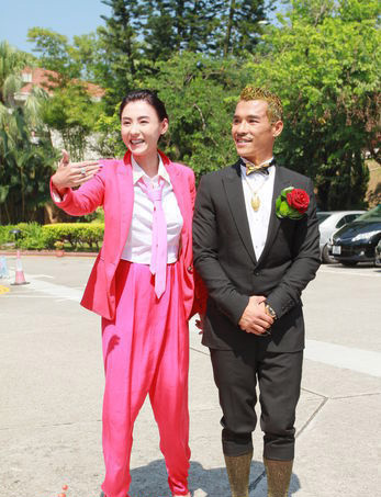 張豪龍結婚心情興奮 張柏芝攜兩子出席