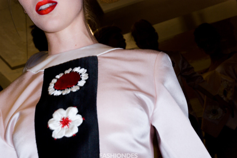 Prada¼ˇ˞` _ֲDع