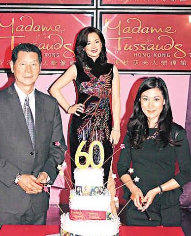 鄧麗君前日迎來60歲冥壽 香港蠟像換新上新旗袍