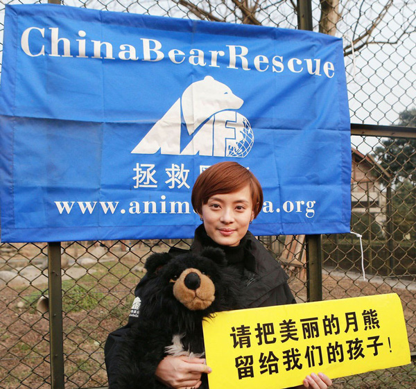 孫儷素顏短發(fā)現(xiàn)身 范冰冰素顏女神