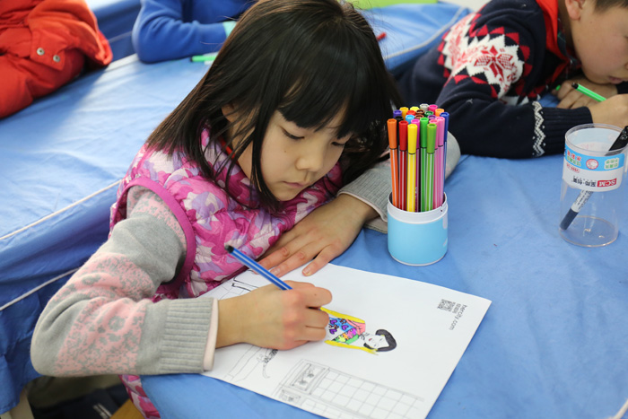 旗袍講堂走進校園 讓孩子們了解旗袍之美