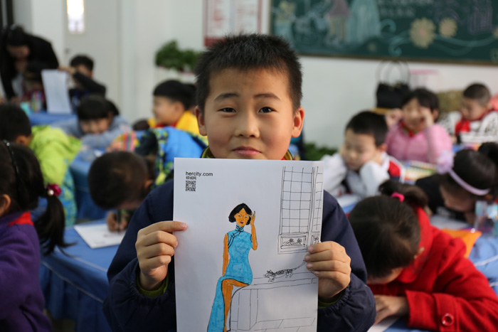 旗袍講堂走進校園 讓孩子們了解旗袍之美