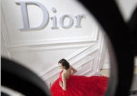 ֪zӰR^µDior